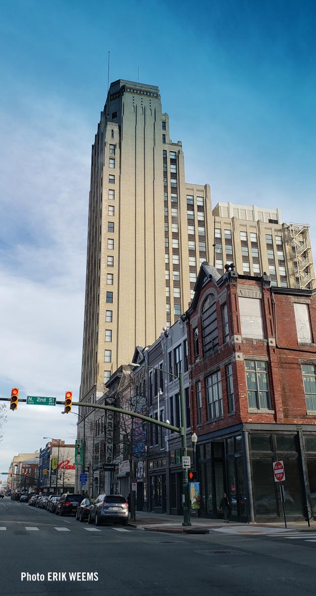 CNB Deco Arts Apartment Building