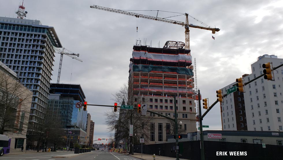 Construction along Broad