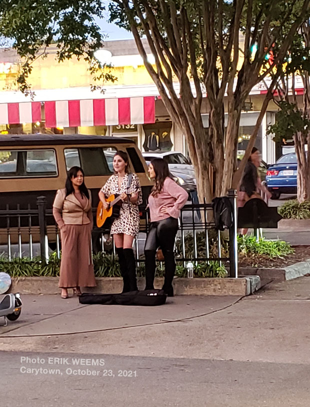 Girl singing trio Carytown Richmond Virginia